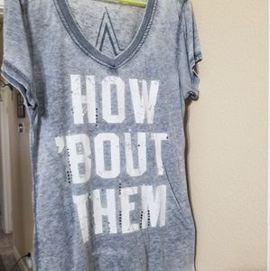 Womens distressed Dallas Cowboys tew